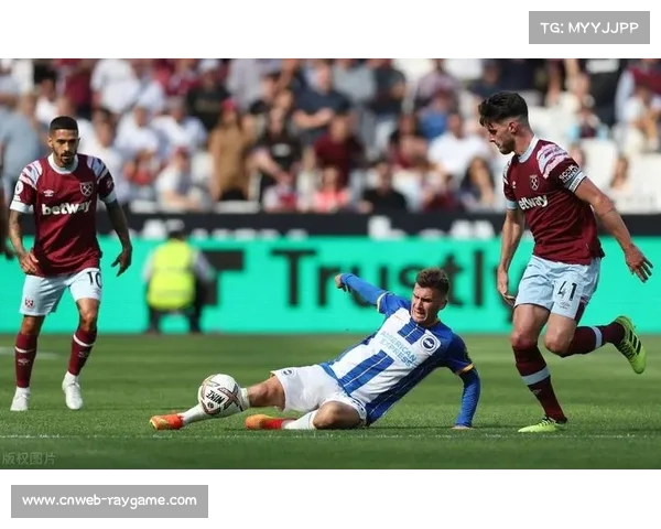 意甲保级形势分析：维罗纳深陷降级区，佛罗伦萨暂离危险区。